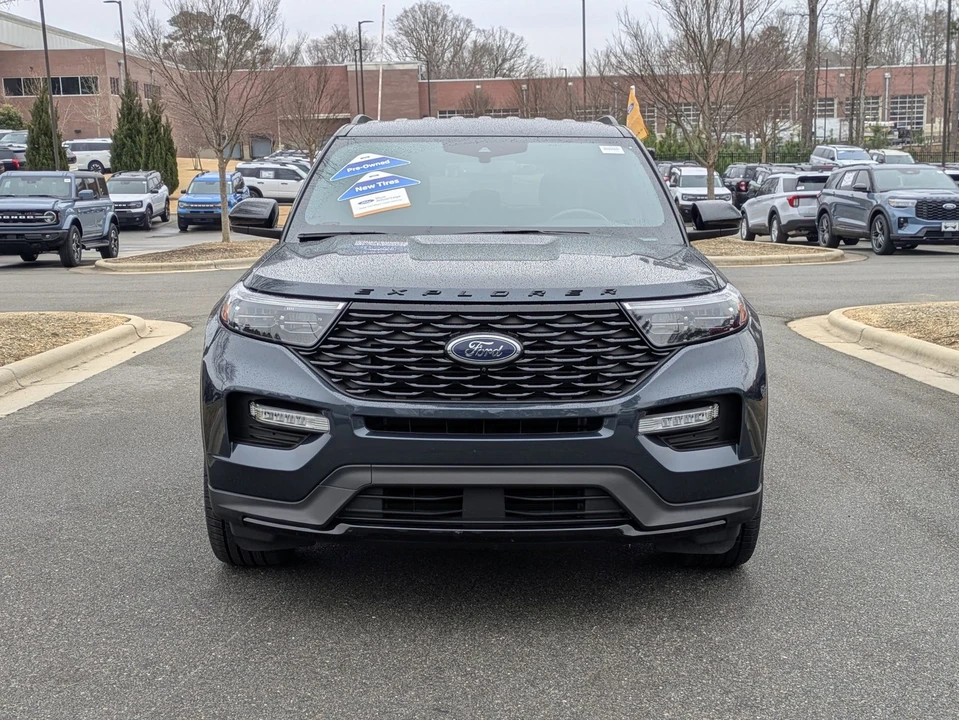 2023 Ford Explorer 6th Gen - Image 9 of 21