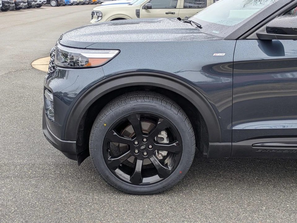 2023 Ford Explorer 6th Gen - Image 11 of 21