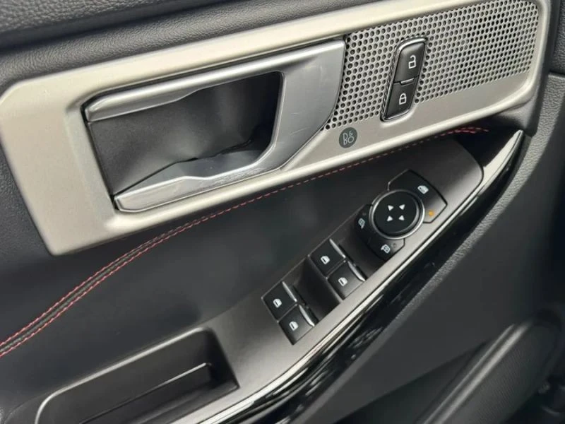 2023 Ford Explorer 6th Gen - Image 7 of 12