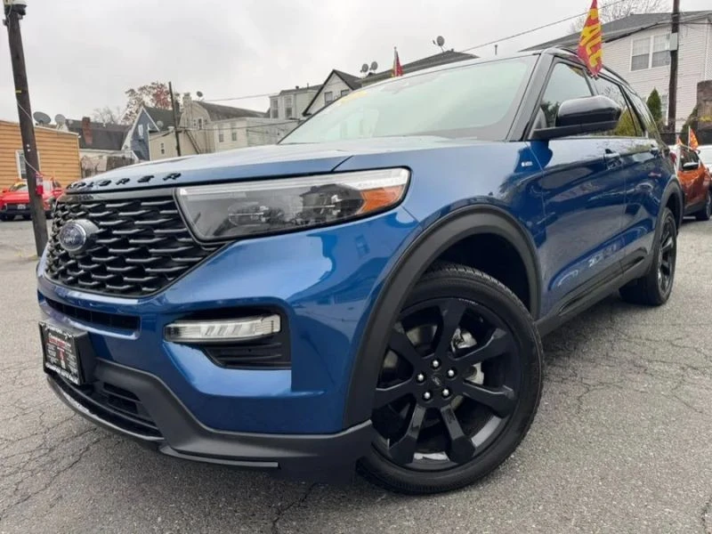 2023 Ford Explorer 6th Gen - Image 2 of 12