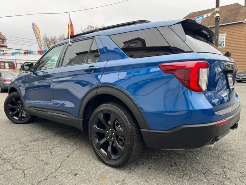 2023 Ford Explorer 6th Gen - Image 3 of 12