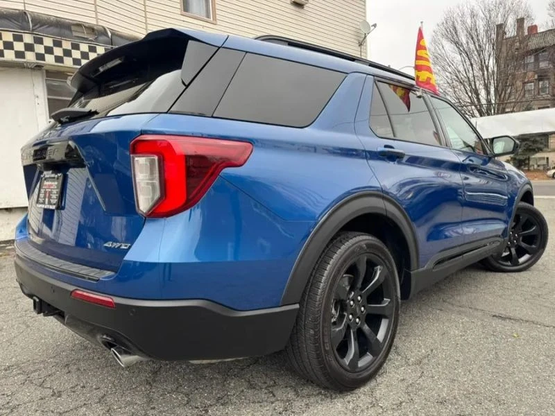 2023 Ford Explorer 6th Gen - Image 4 of 12