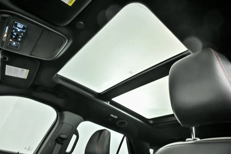 2023 Ford Explorer 6th Gen - Image 20 of 21