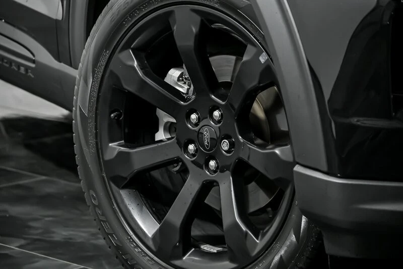 2023 Ford Explorer 6th Gen - Image 3 of 21