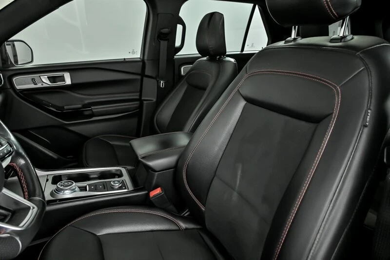 2023 Ford Explorer 6th Gen - Image 19 of 21