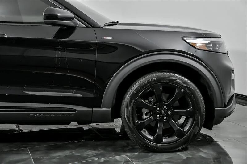 2023 Ford Explorer 6th Gen - Image 13 of 21