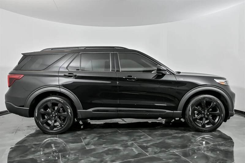 2023 Ford Explorer 6th Gen - Image 12 of 21