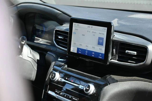 2023 Ford Explorer 6th Gen - Image 11 of 21