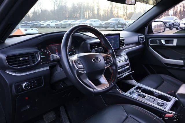 2023 Ford Explorer 6th Gen - Image 6 of 12