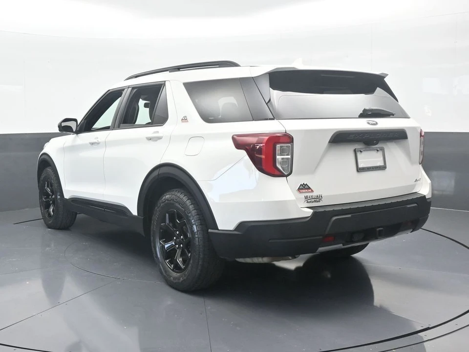 2023 Ford Explorer 6th Gen - Image 4 of 12