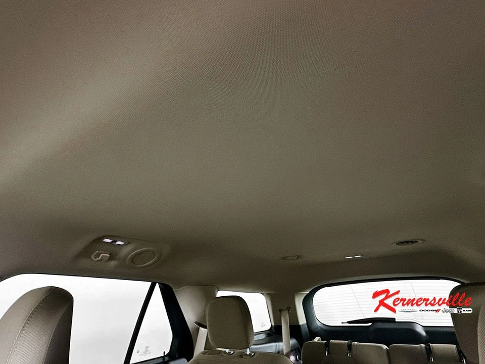 2023 Ford Explorer 6th Gen - Image 20 of 21