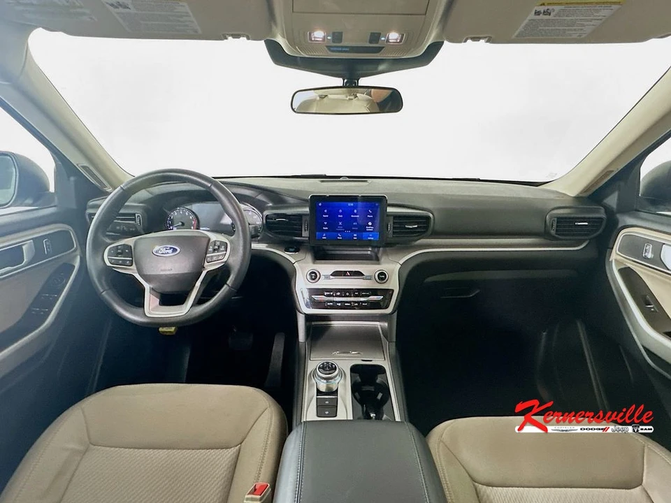 2023 Ford Explorer 6th Gen - Image 10 of 21