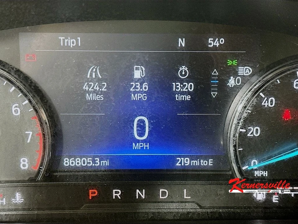 2023 Ford Explorer 6th Gen - Image 15 of 21
