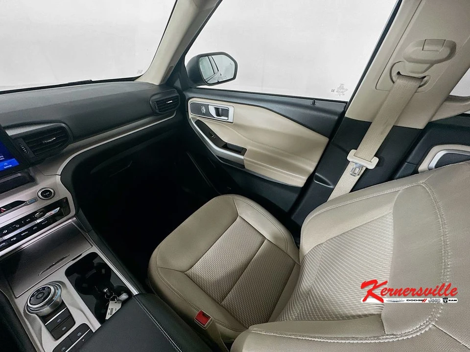 2023 Ford Explorer 6th Gen - Image 11 of 12