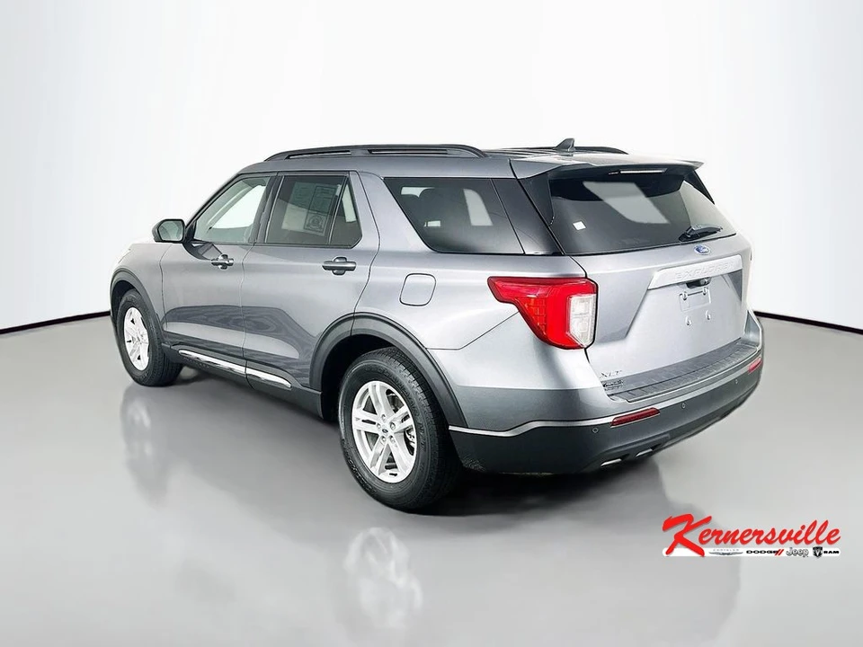 2023 Ford Explorer 6th Gen - Image 5 of 12
