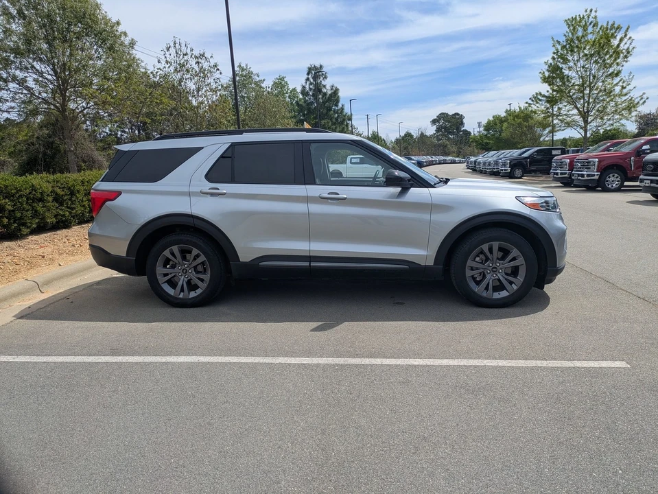 2023 Ford Explorer 6th Gen - Image 3 of 31