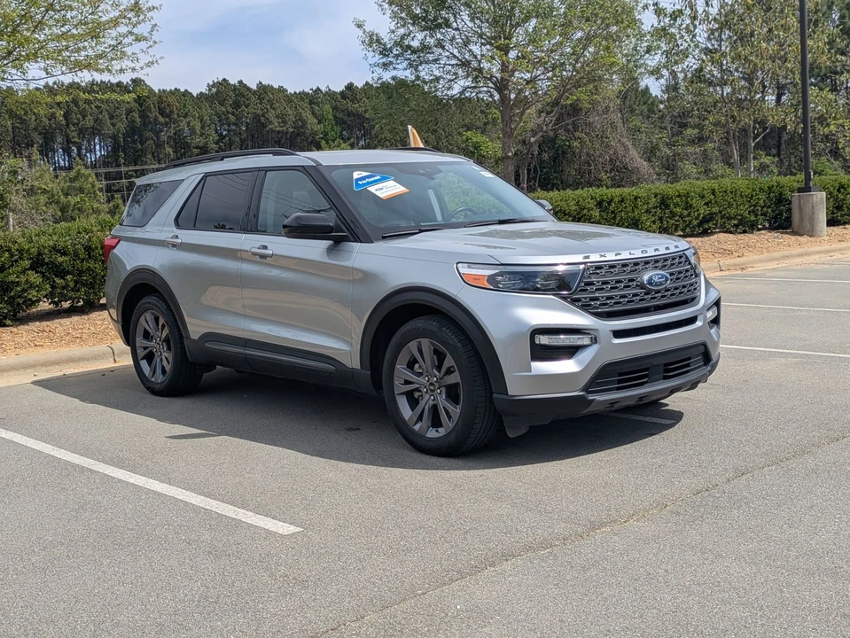2023 Ford Explorer 6th Gen - Image 2 of 31