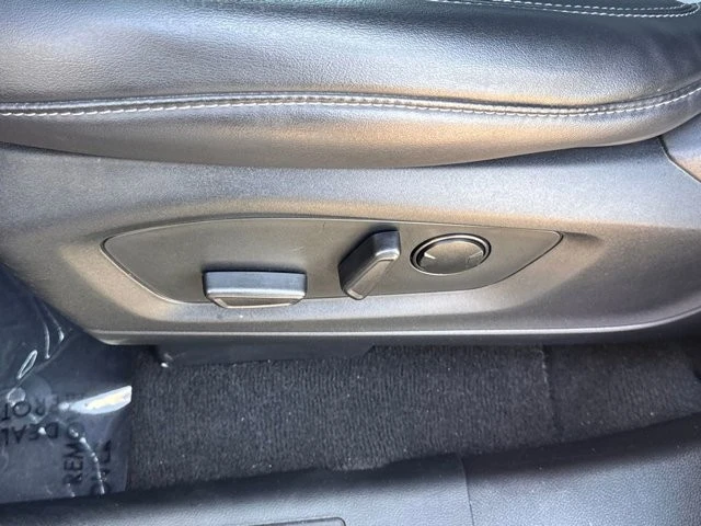 2023 Ford Explorer 6th Gen - Image 19 of 21