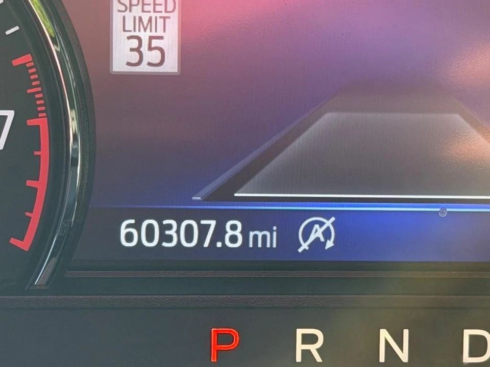 2023 Ford Explorer 6th Gen - Image 12 of 21
