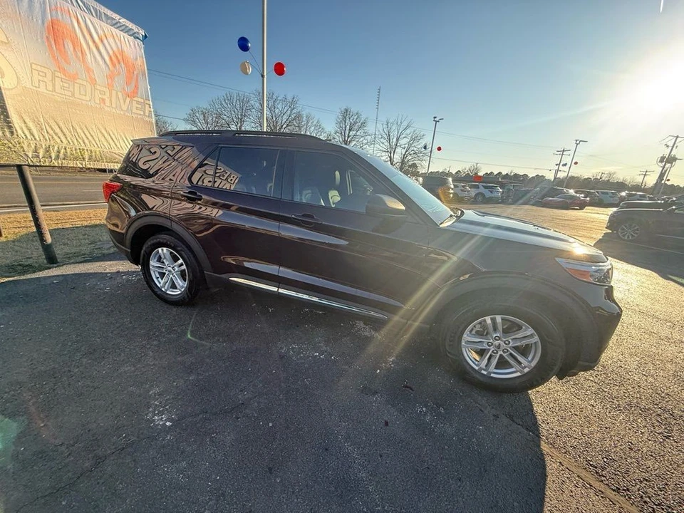2023 Ford Explorer 6th Gen - Image 4 of 21