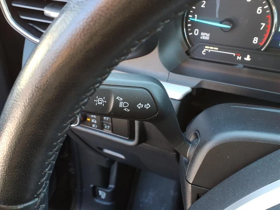 2023 Ford Explorer 6th Gen - Image 19 of 21