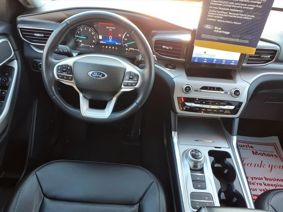 2023 Ford Explorer 6th Gen - Image 9 of 12