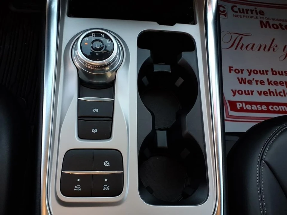 2023 Ford Explorer 6th Gen - Image 14 of 21