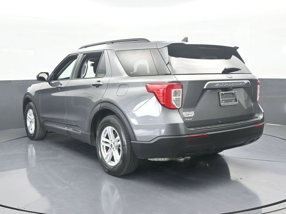 2023 Ford Explorer 6th Gen - Image 4 of 12