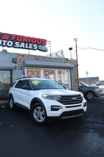 2023 Ford Explorer 6th Gen - Image 2 of 12