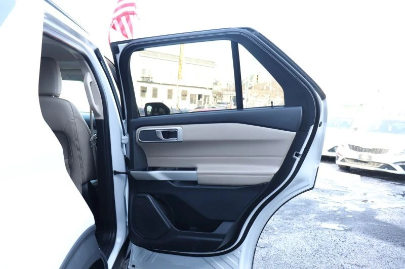 2023 Ford Explorer 6th Gen - Image 12 of 12