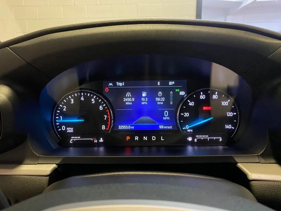 2023 Ford Explorer 6th Gen - Image 16 of 21