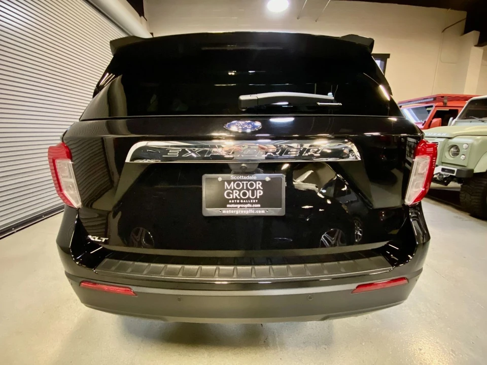 2023 Ford Explorer 6th Gen - Image 9 of 21