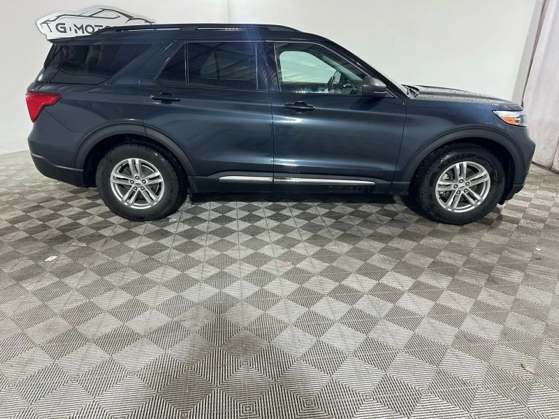 2023 Ford Explorer 6th Gen - Image 8 of 12