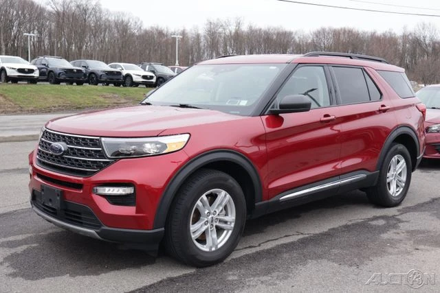 2023 Ford Explorer 6th Gen - Image 2 of 14