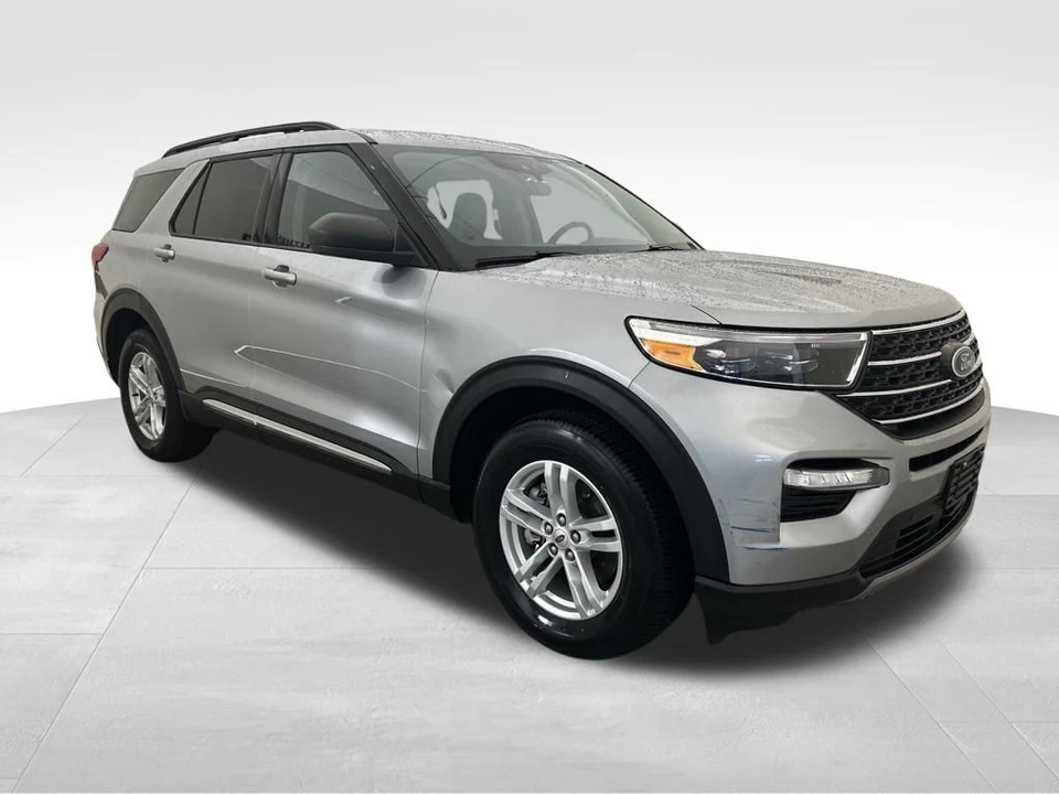 2023 Ford Explorer 6th Gen - Image 7 of 12
