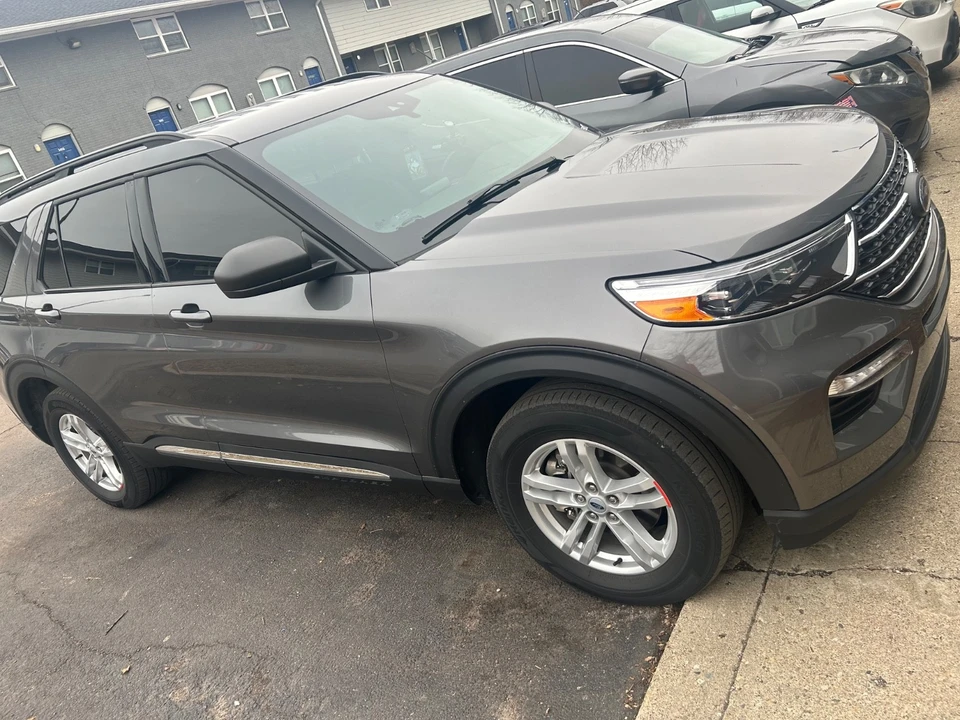 2023 Ford Explorer 6th Gen - Image 3 of 7