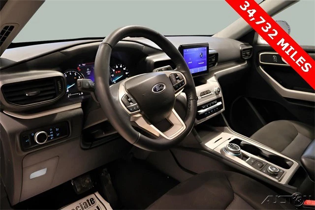 2023 Ford Explorer 6th Gen - Image 10 of 21
