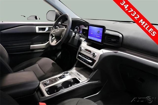 2023 Ford Explorer 6th Gen - Image 18 of 21