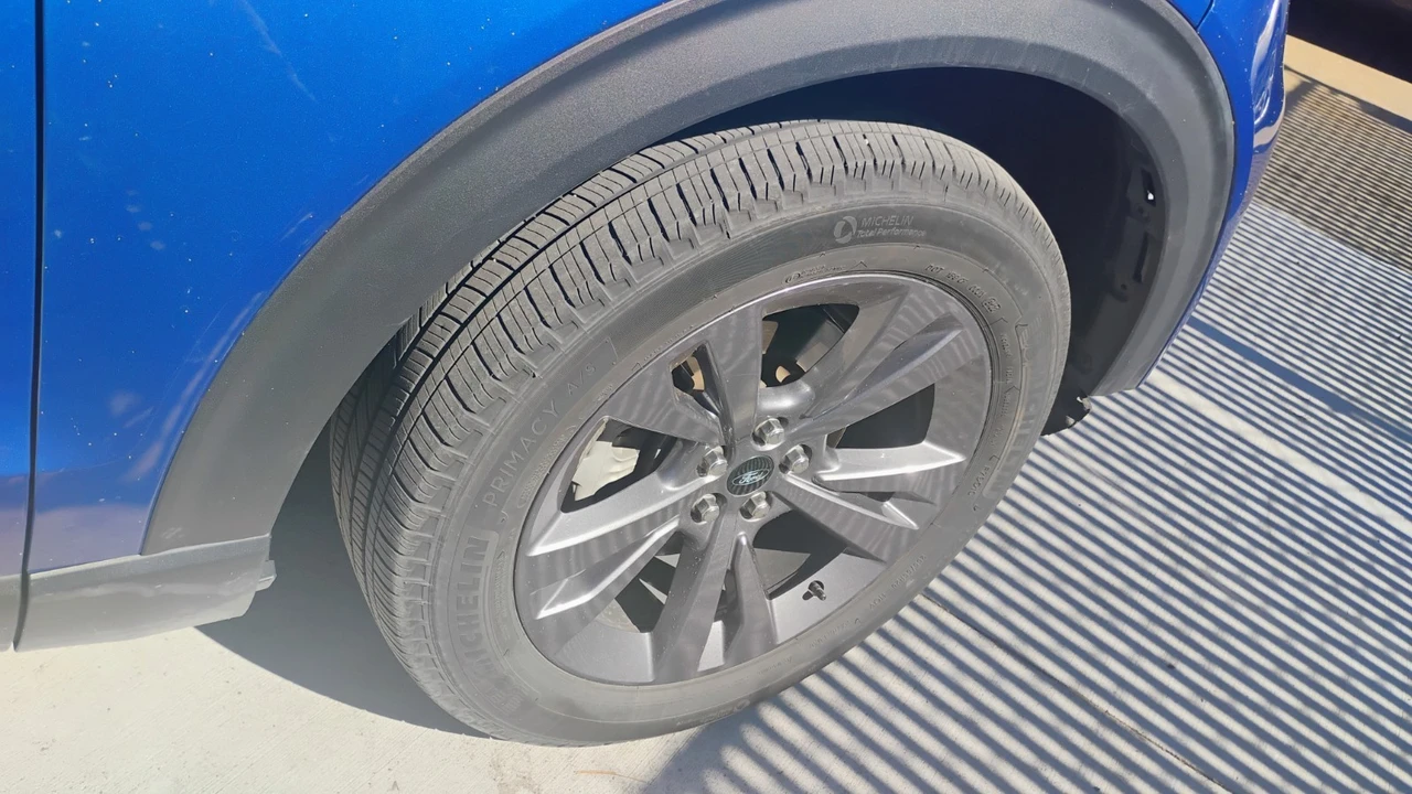 2023 Ford Explorer 6th Gen - Image 6 of 20