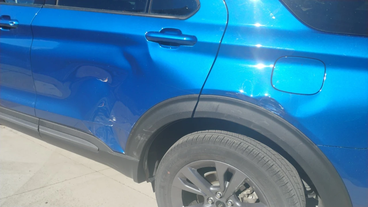 2023 Ford Explorer 6th Gen - Image 10 of 20