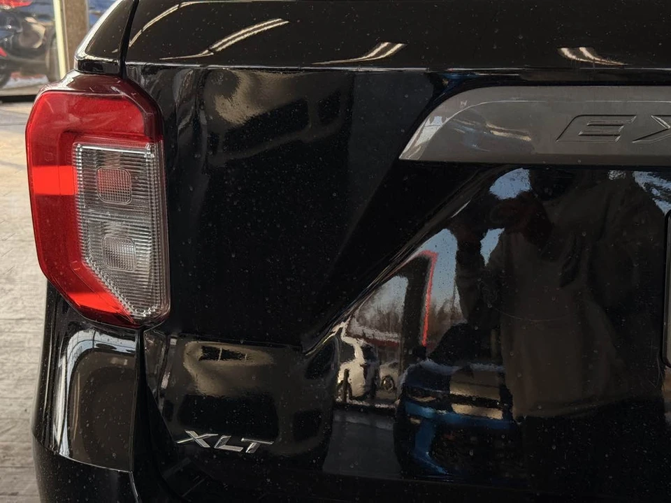 2023 Ford Explorer 6th Gen - Image 18 of 21