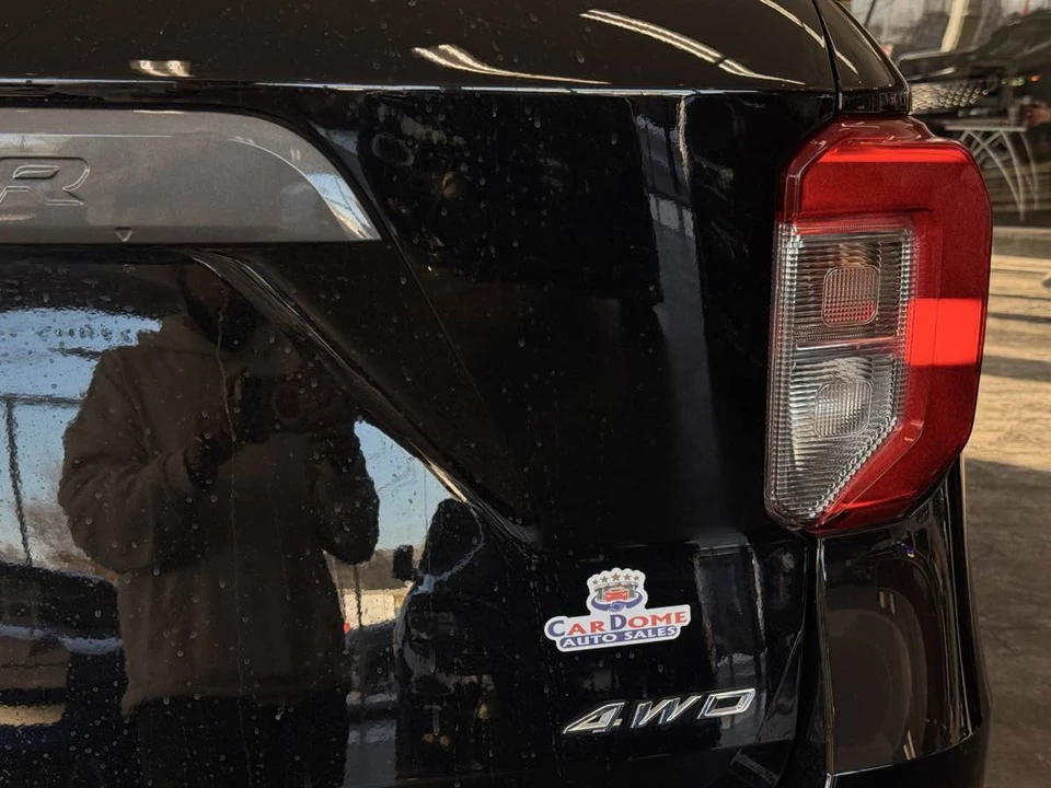 2023 Ford Explorer 6th Gen - Image 16 of 21