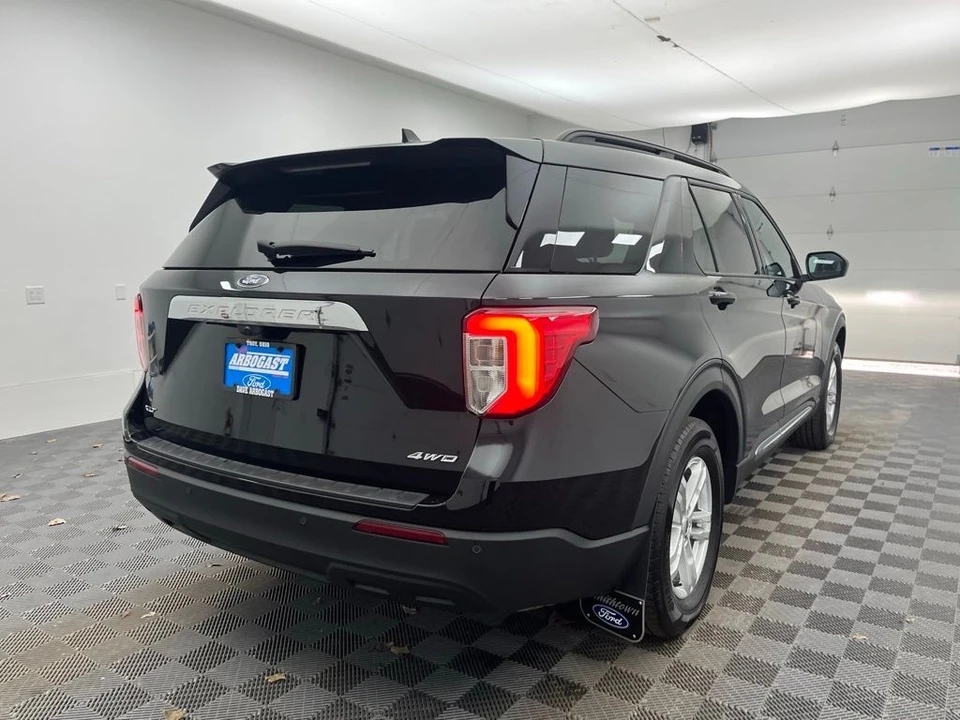2023 Ford Explorer 6th Gen - Image 7 of 12