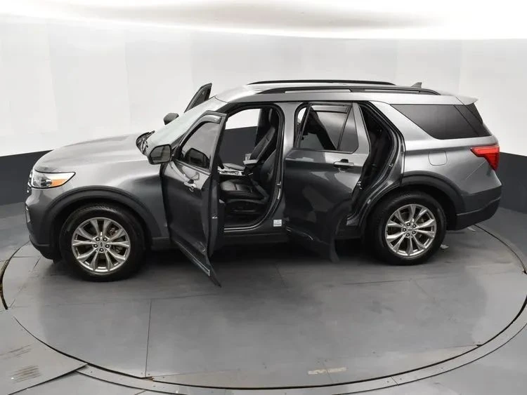 2023 Ford Explorer 6th Gen - Image 7 of 12