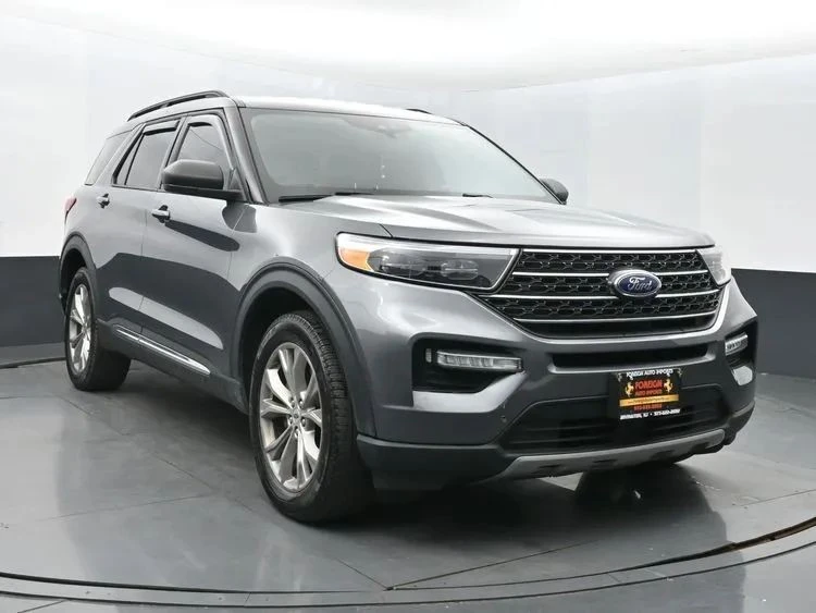2023 Ford Explorer 6th Gen - Image 2 of 12