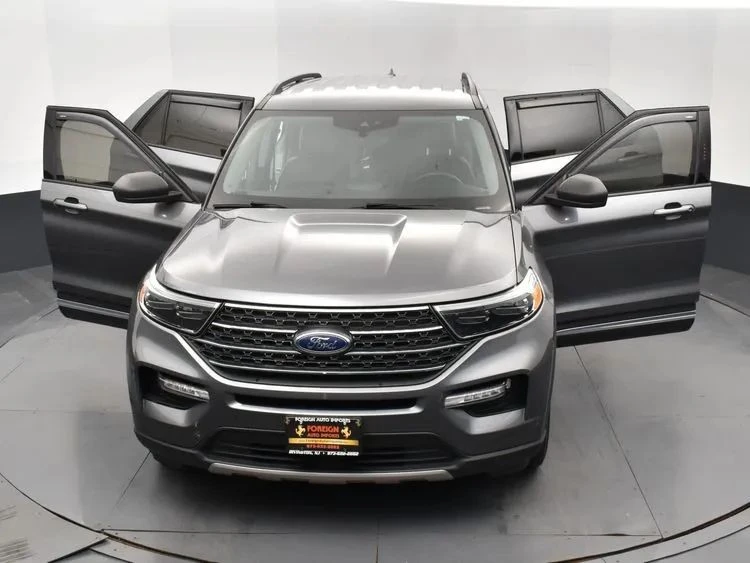 2023 Ford Explorer 6th Gen - Image 10 of 12