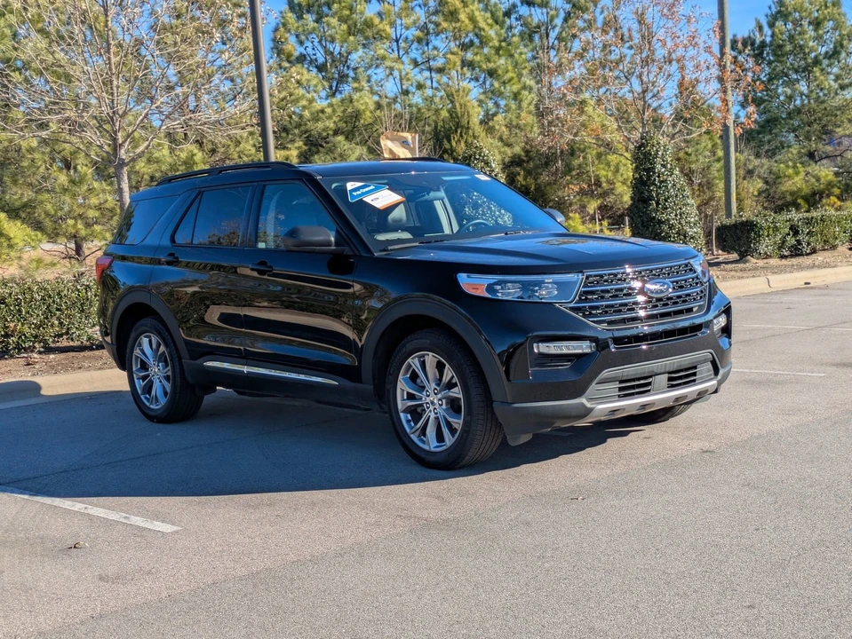 2023 Ford Explorer 6th Gen - Image 2 of 12