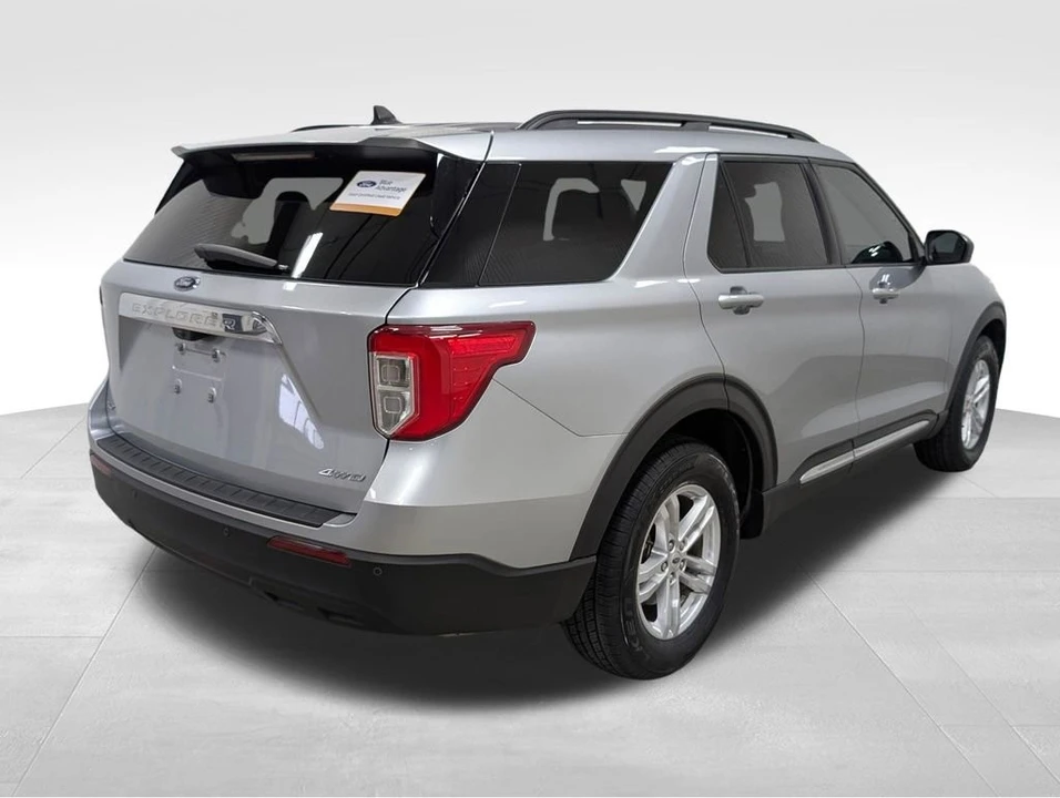 2023 Ford Explorer 6th Gen - Image 8 of 13