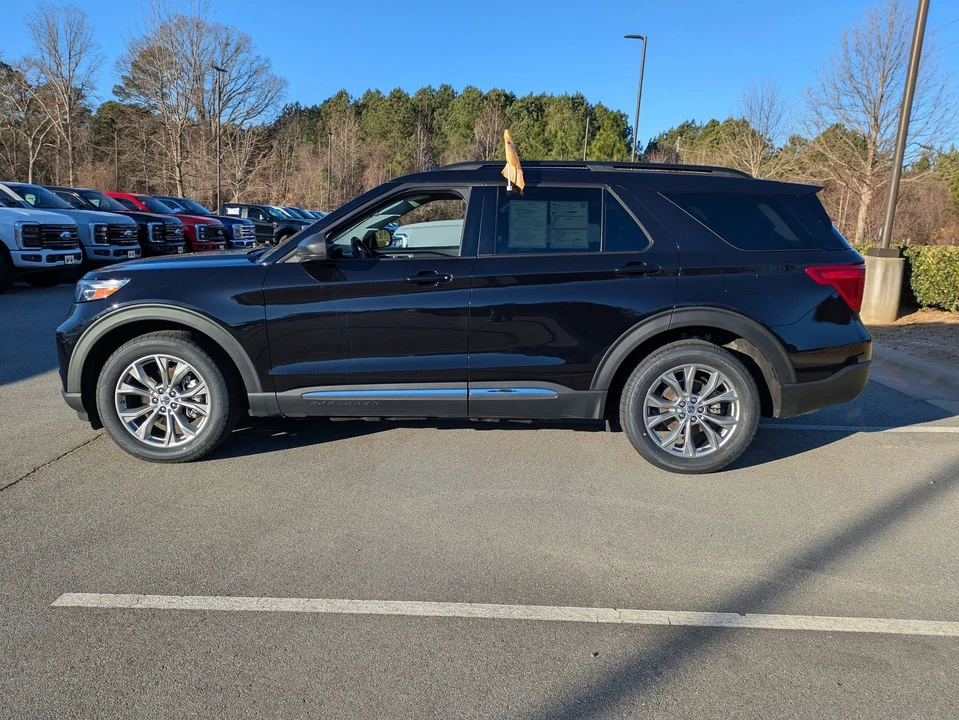 2023 Ford Explorer 6th Gen - Image 7 of 12