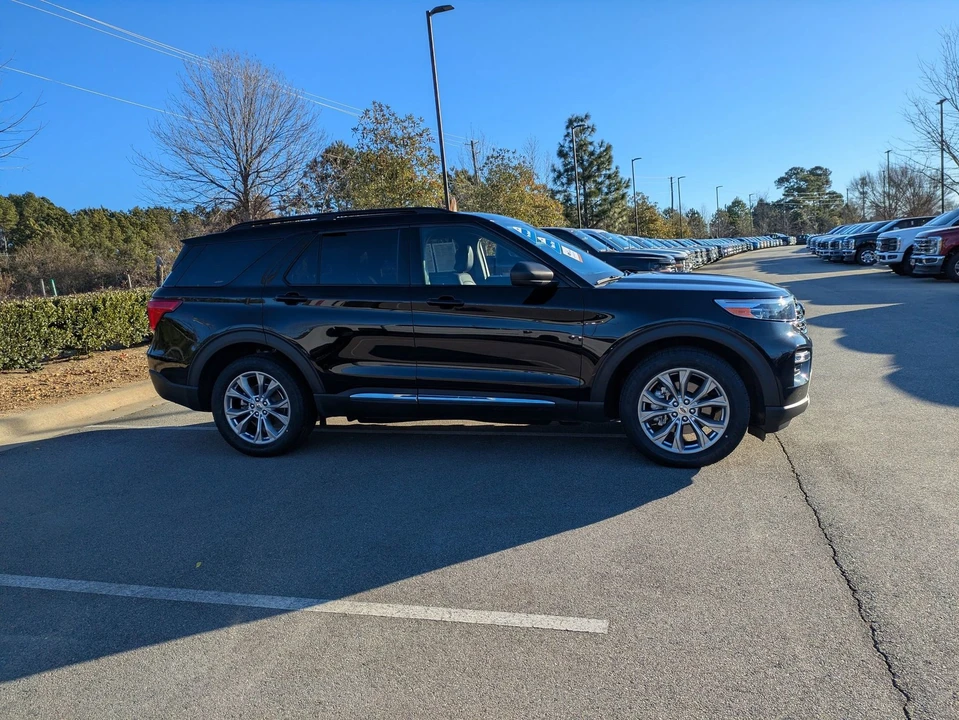 2023 Ford Explorer 6th Gen - Image 3 of 12
